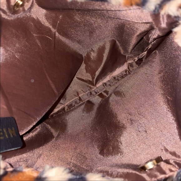 Leopard Fluffy Crossbody Bag - Picture 3 of 5